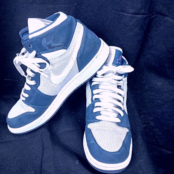 Air Jordan's + Woman's shoes assorted - Picture 1 of 8